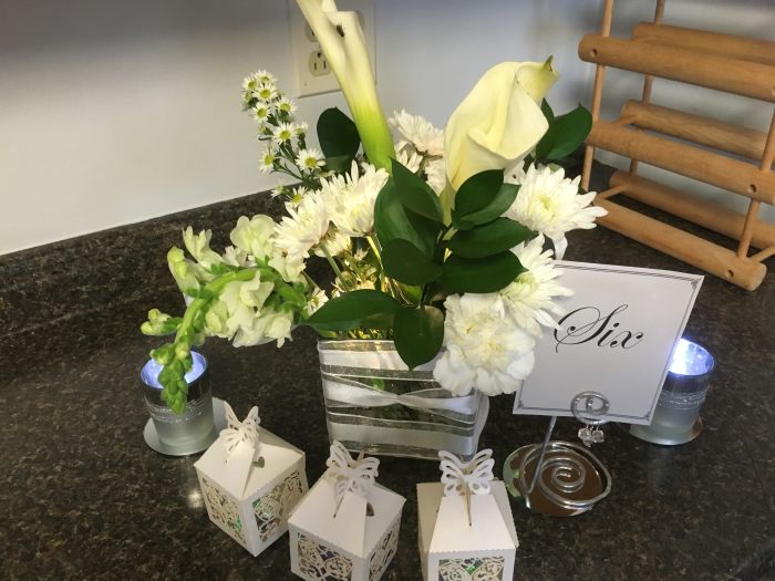 Ready To Go Wholesale Centerpieces Card