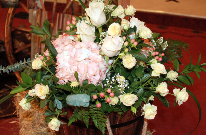 Ready To Go Wholesale Centerpieces Card