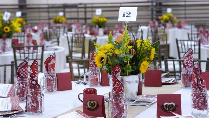 Ready To Go Wholesale Centerpieces Card
