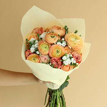 Blushing Peach Centerpieces