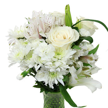 Divine Ivory Garden Centerpieces