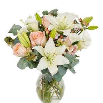 Pink Lemonade Flower Centerpiece