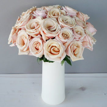 Mother of Pearl Roses Table Centerpiece