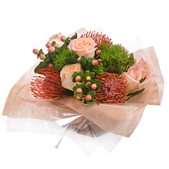 Monochromatic Peach Bouquetta Centerpieces