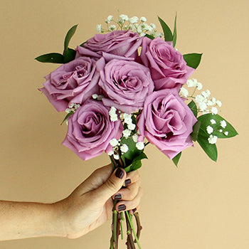 Mothers Day Six Roses Bouquet for Gifting