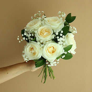 Mothers Day Six Roses Bouquet for Gifting