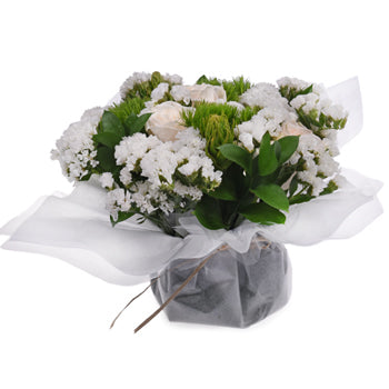 Monochromatic White Bouquetta Centerpieces