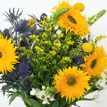 Country Barnyard DIY Flower Kit Up Close