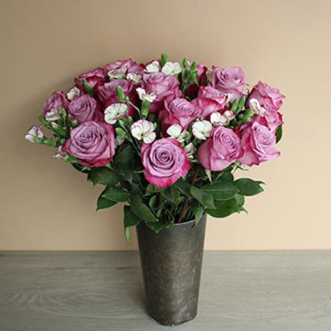 Elegant V Day Purple Rose Bouquet Valentines Arrangements