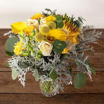 Golden Ray Bouquet and Boutonniere