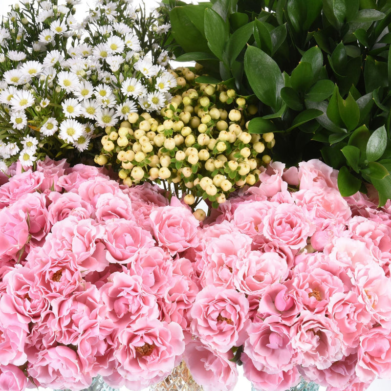 Make Your Own Centerpiece DIY Flower Kit Up Close
