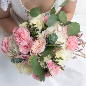 Sweet Kiss Minimony Wedding Collection