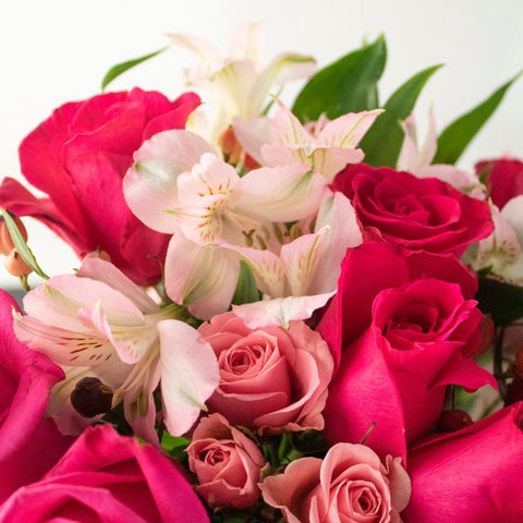 Pour The Rose Fresh Flower Bouquet Valentines Arrangements