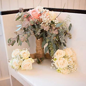 Rose and Carnation DIY Flower Kit Bunch