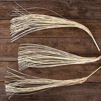 Dried straw palm free flower delivery