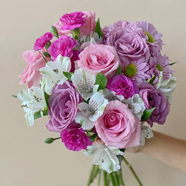 True Loves Kiss Lavender Rose Bouquet Arrangements