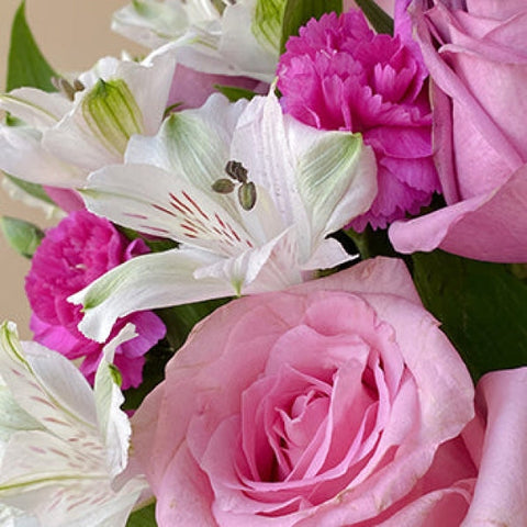 True Loves Kiss Lavender Rose Bouquet Arrangements