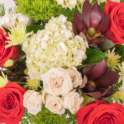 Roaring Fire Red Rose Flower Bouquet