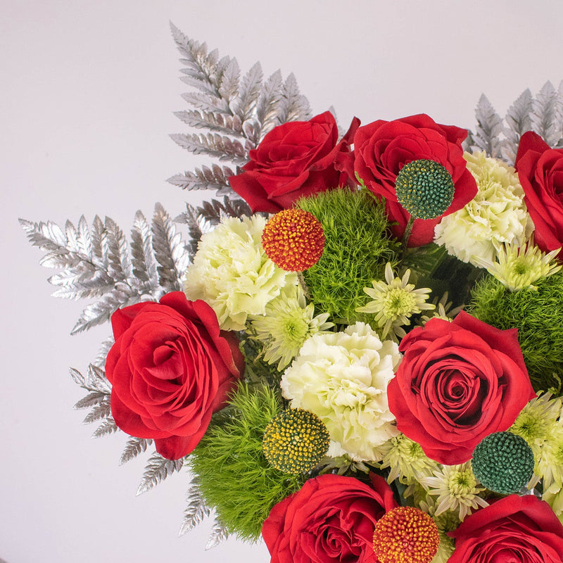 Shining Lights Red Rose Flower Arrangement
